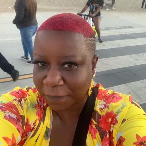 Meet your Posher, Awesome Accents - Picture 6 of 15